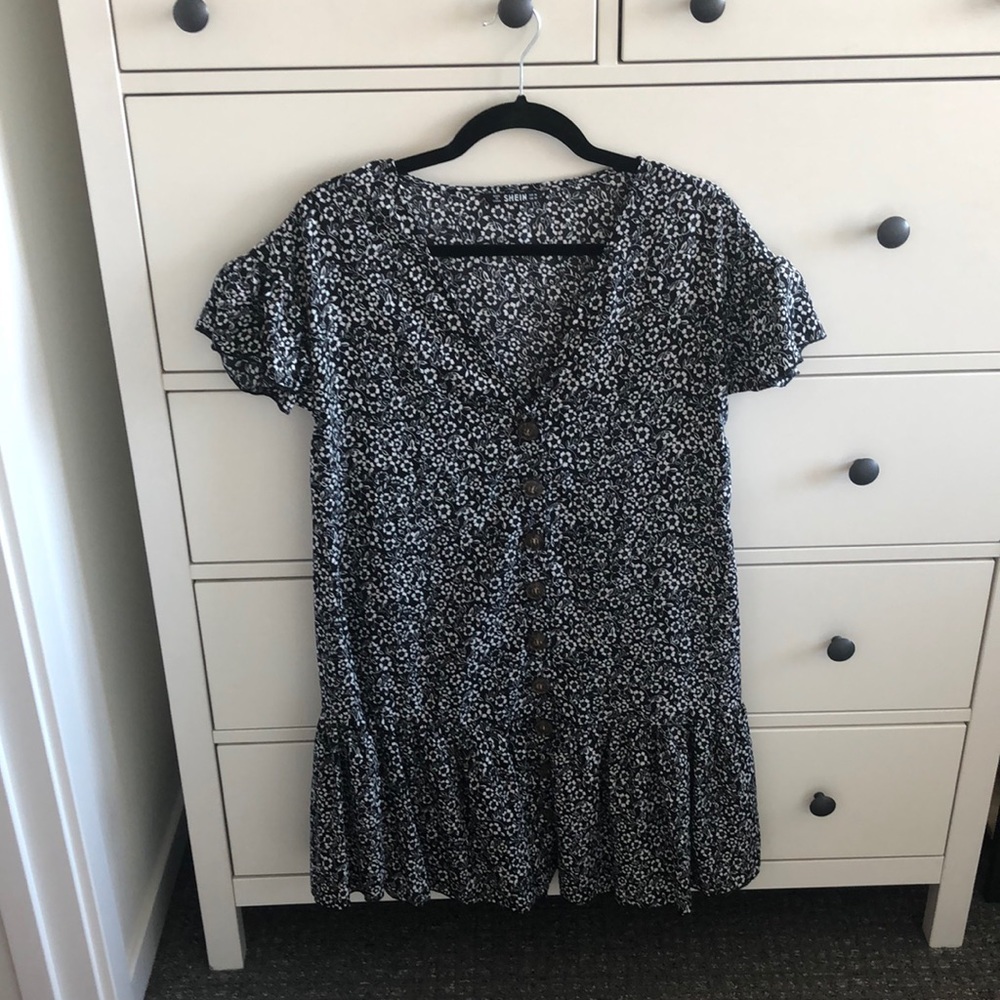 Black floral dress, size M, from Shein.